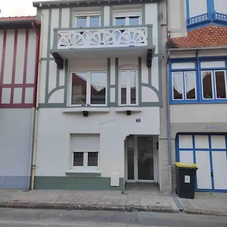 Appartamento Votre Pied à Terre En Plein Coeur Du Touquet